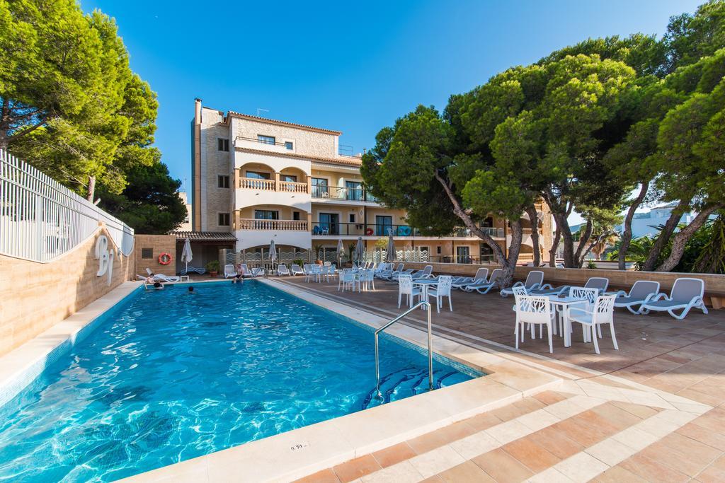 Hotel Baviera Cala Ratjada  Exterior foto